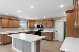 625 Hale Rd, Wilmington, OH 45177 - Photo 4