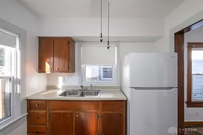 4250 Pleasant View Avenue, Dayton, OH 45420 - Photo 2