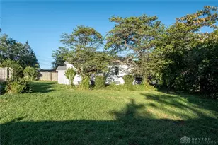 4250 Pleasant View Ave, Dayton, OH 45420 - Photo 8