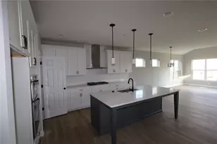 2005 Gln Vly Dr, Washington Twp, OH 45458 - Photo 4