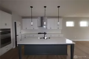 2005 Gln Vly Dr, Washington Twp, OH 45458 - Photo 8