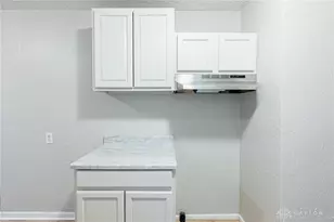 3317 Riverside Dr, Dayton, OH 45405 - Photo 10