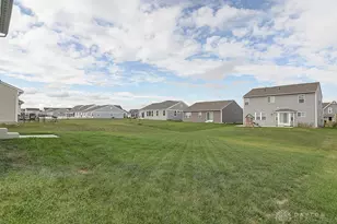 4207 Forestedge St, Tipp City, OH 45371 - Photo 38