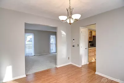 2813 Wellsford Drive, Springfield, OH 45503 - Photo 12