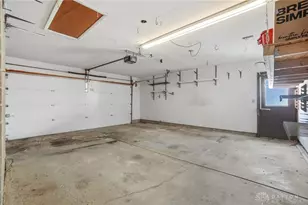 1520 Hillside Dr, Beavercreek, OH 45432 - Photo 40