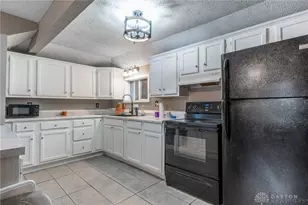 916 Jefferson St, Troy, OH 45373 - Photo 4