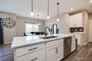 1462 Catford Ct, Fairborn, OH 45324 - Photo 16