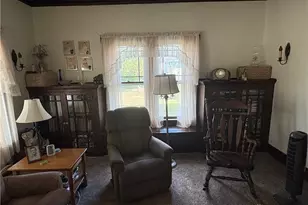 304 E Wood St, Versailles, OH 45380 - Photo 6