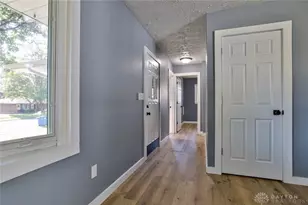 389 N Garber Dr, Tipp City, OH 45371 - Photo 4