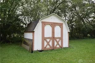 5889 Troy Rd, Springfield, OH 45502 - Photo 24