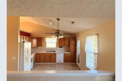 2365 W Murphy Lane, Troy, OH 45373 - Photo 14