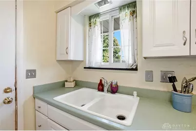 2286 Yorkshire Place, Dayton, OH 45419 - Photo 12