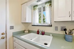 2286 Yorkshire Pl, Dayton, OH 45419 - Photo 12