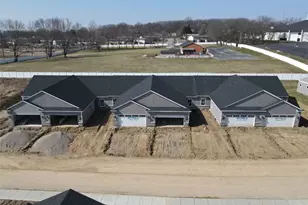 6838 Traditions St, Middletown, OH 45044 - Photo 1