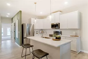 6834 Traditions St, Middletown, OH 45044 - Photo 2