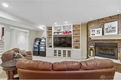 985 Gardenwood Place, Centerville, OH 45458 - Photo 48