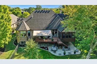 985 Gardenwood Place, Centerville, OH 45458 - Photo 2