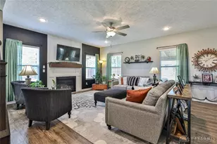 1223 Waterbury Dr, Franklin, OH 45005 - Photo 10