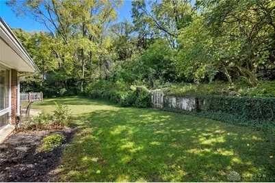 100 E Thruston Boulevard, Oakwood, OH 45409 - Photo 34