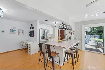 100 E Thruston Boulevard, Oakwood, OH 45409 - Photo 6