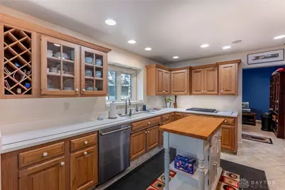 1464 W Alex Bell Road, Washington Twp, OH 45459 - Photo 12