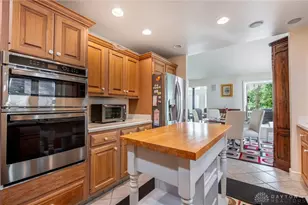 1464 West Alex Bell Road, Washington Twp, OH 45459 - Photo 16