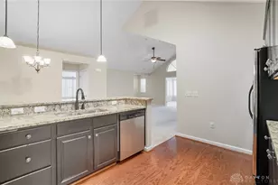 4704 Cobblestone Dr, Tipp City, OH 45371 - Photo 24