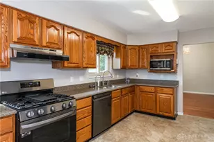 2046 Brandy Mill Ln, Dayton, OH 45459 - Photo 6