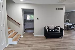 1676 Tennyson Ave, Dayton, OH 45406 - Photo 4