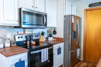 5220 E Ridgewood Road, Moorefield Twp, OH 45503 - Photo 8