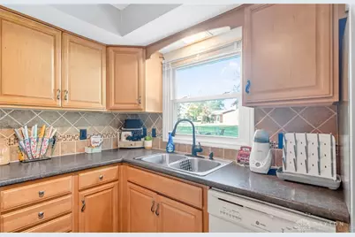 322 Cole Drive, Wapakoneta, OH 45895 - Photo 8