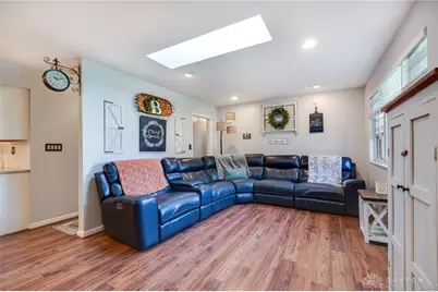 3072 Leonora Drive, Dayton, OH 45420 - Photo 6