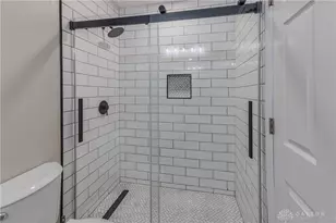 1013 Arapaho Trail, Tipp City, OH 45371 - Photo 20