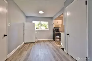 104 Waverly Ave, Dayton, OH 45405 - Photo 12