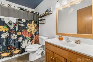 2386 E Rahn Rd, Dayton, OH 45440 - Photo 28