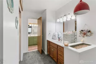 2386 E Rahn Rd, Dayton, OH 45440 - Photo 18