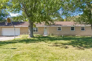 5834 Lake Ave, Greenville, OH 45331 - Photo 2