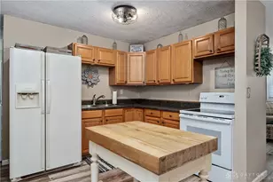 219 Kansas Dr, Xenia, OH 45385 - Photo 16