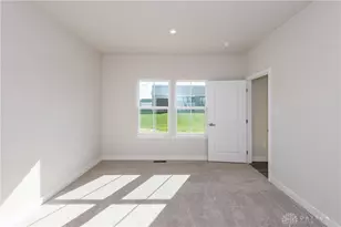 7055 Rivendell Cir, Dayton, OH 45459 - Photo 8