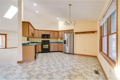 827 Shaney Lane, Brookville, OH 45309 - Photo 18