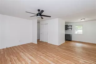 161 Belair Cir, Bellbrook, OH 45305 - Photo 4