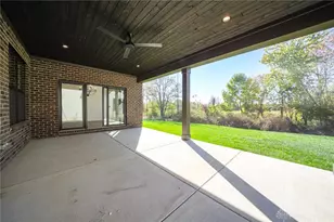9155 Remy Ct, Clearcreek Twp, OH 45458 - Photo 42