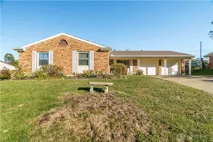 6601 Grovehill Dr, Huber Heights, OH 45424 - Photo 2