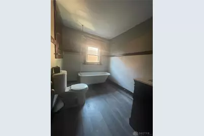 106 E Hudson Avenue, Dayton, OH 45405 - Photo 12