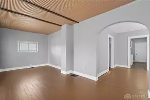 240 E College, Springfield, OH 45503 - Photo 6