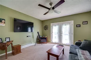 1556 Selkirk Rd, Dayton, OH 45432 - Photo 16