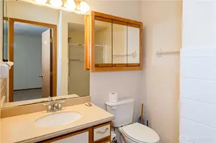 6686 Oakwood Ln, Dayton, OH 45424 - Photo 18