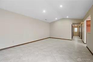 826 Pine Needles Dr, Dayton, OH 45458 - Photo 10