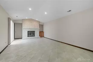 826 Pine Needles Dr, Dayton, OH 45458 - Photo 6