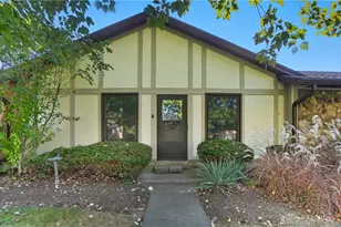 826 Pine Needles Dr, Dayton, OH 45458 - Photo 4